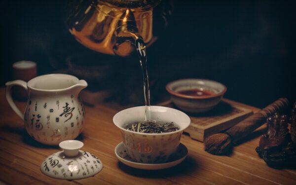 tea, cup, pot, tea leaves, pour, pouring, pouring tea, tea time, tea ceremony, beverage, hot tea, drink, kitchenware, teapot, traditional, black tea, tea cup, green tea