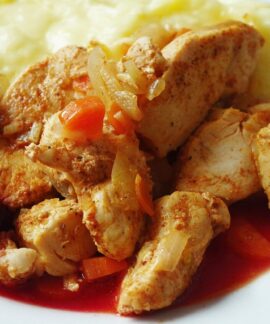 meal, lunch, chicken, a plate, dish, covered, potatoes