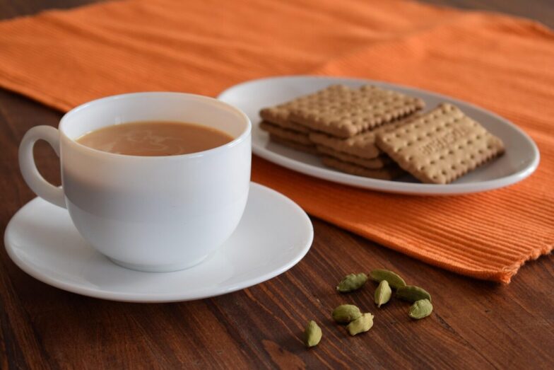 tea, biscuits, cardamom, cup, coffee, morning, cookies, food, crackers, table, coffee cup, sweet, tea cup, drink, milk tea, mahdi, brown tea, brown cup, brown morning