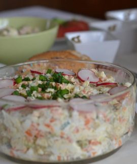 Velykinė mišrainė. Pixabay nuotr.