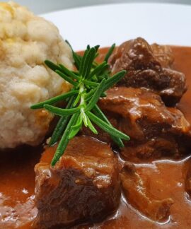 goulash, wiener saft goulash, juice goulash, gulyás, dumplings, bread dumplings, goulash, goulash, goulash, goulash, goulash