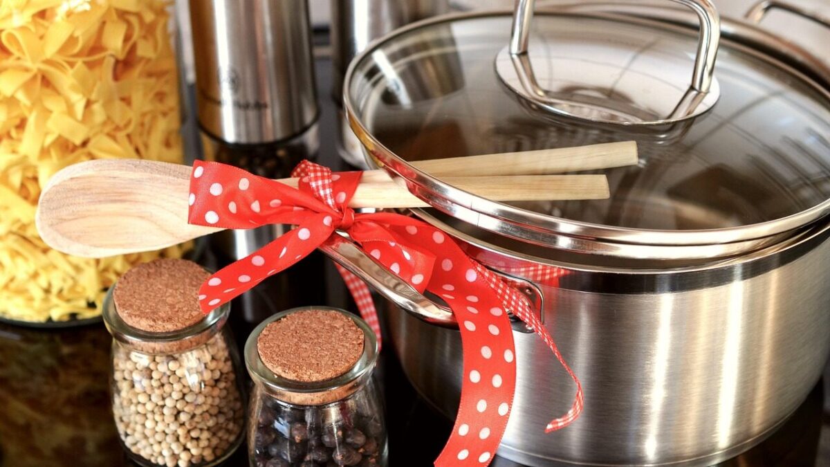 pot, kitchen, cook, wooden spoon, prepare, meal, ingredients, preparation, pot, kitchen, kitchen, kitchen, kitchen, kitchen