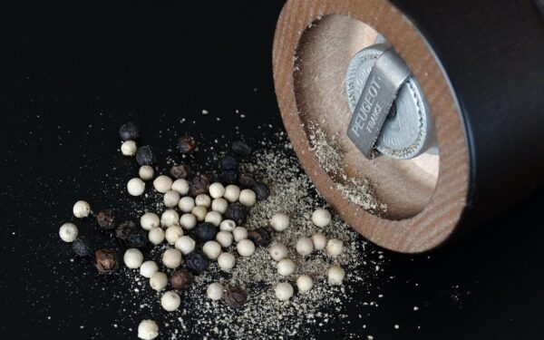 pepper, pepper mill, peppercorn, ground pepper, spice up, seasoning, pepper, pepper, pepper, pepper, pepper, pepper mill, pepper mill, pepper mill, pepper mill, pepper mill, peppercorn, ground pepper, ground pepper