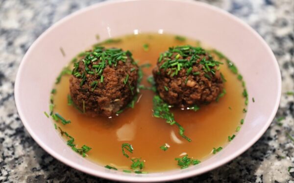 liver dumpling, liver dumpling soup, soup, broth, meal, soup, broth, broth, broth, broth, broth
