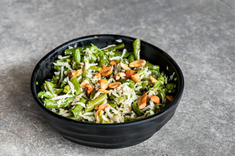 vegetable salad in black bowl
