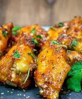 Vištienos sparneliai. Unsplash nuotr.