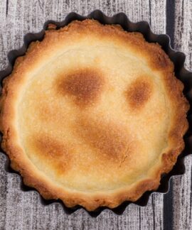 Trapios tešlos pyrago pagrindas. Canva nuotr.