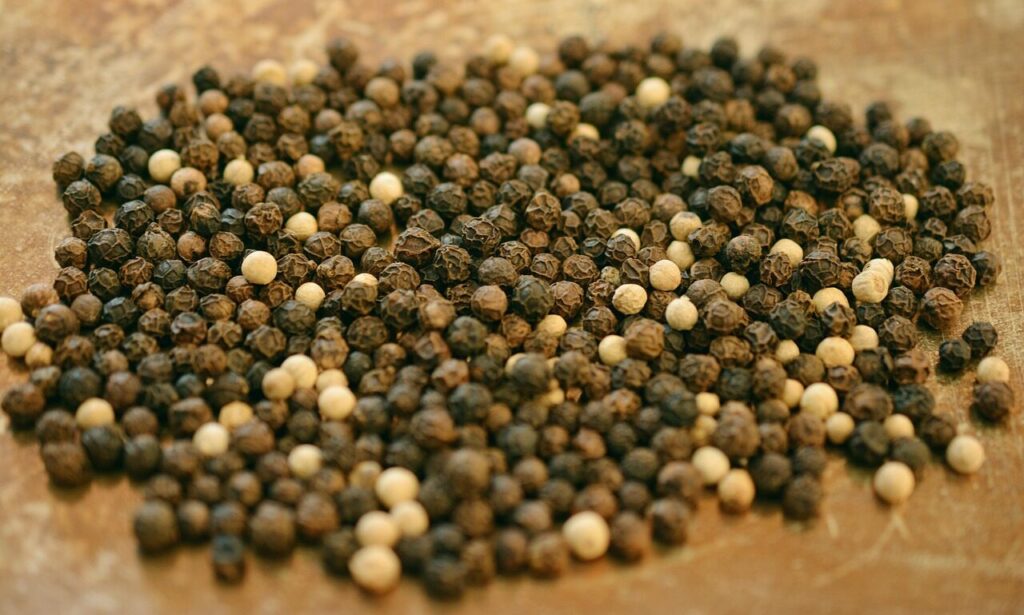 Juodieji pipirai. Pixabay nuotr.